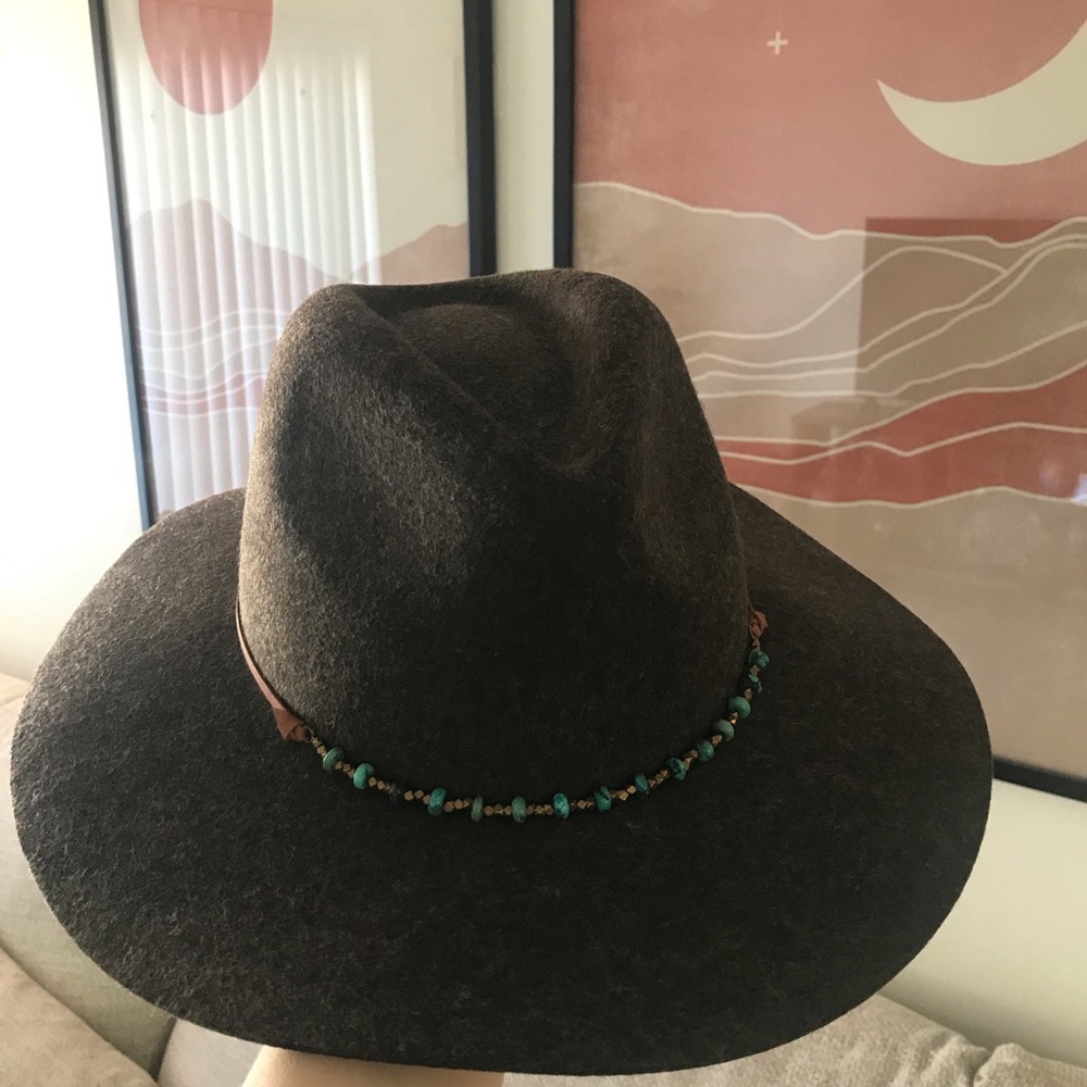 Beautiful dark olive wool hat w real turquoise